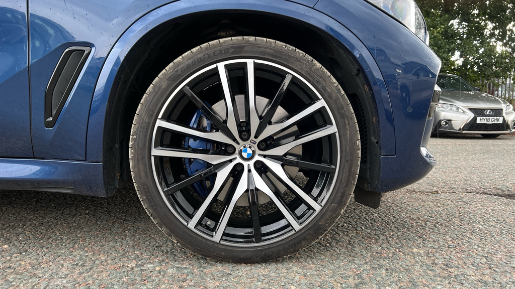 BMW X5 M Competition Black #24