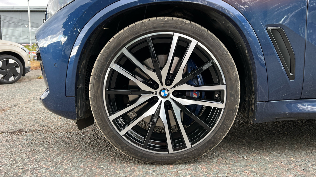 BMW X5 M Competition Black #21