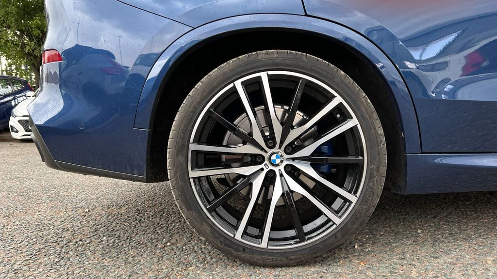 BMW X5 M Competition Black #23