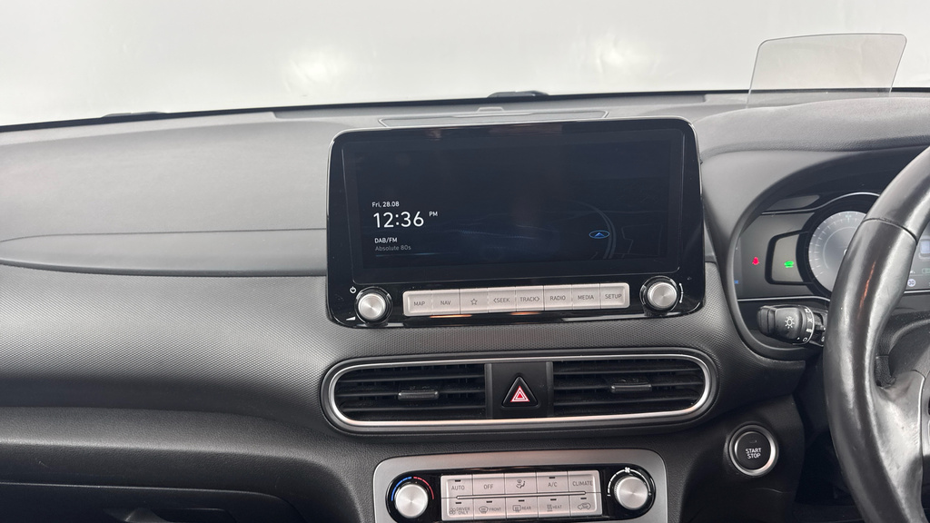 Hyundai Kona Hatchback #11