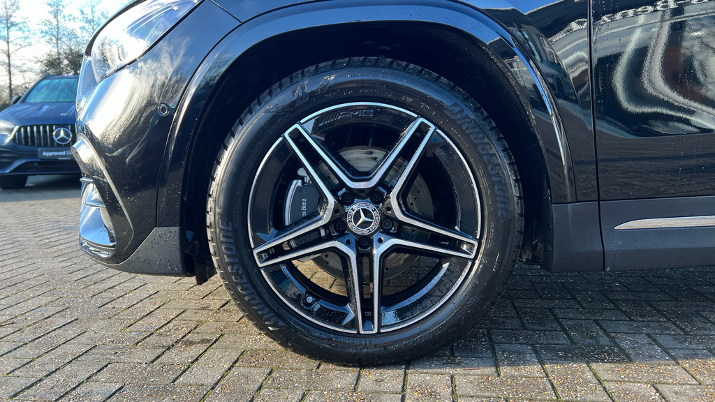 Mercedes-Benz GLA Class Gla 200 Amg Line Premium Grey #25