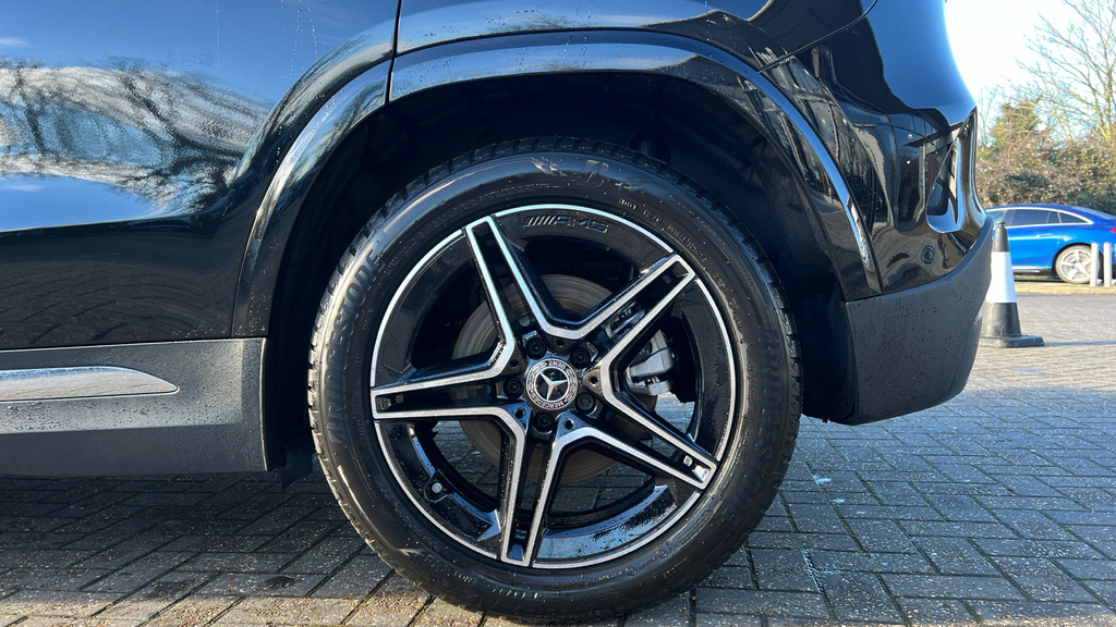 Mercedes-Benz GLA Class Gla 200 Amg Line Premium Grey #26