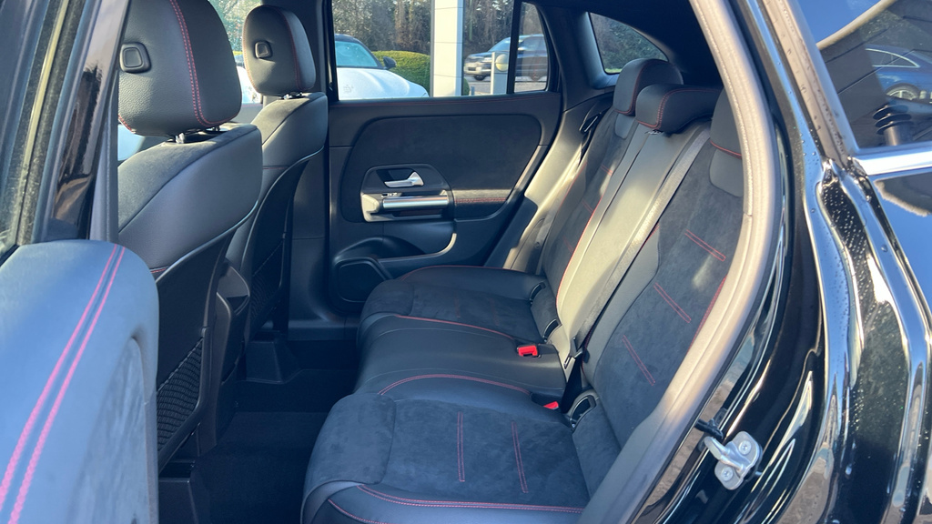 Mercedes-Benz GLA Class Gla 200 Amg Line Premium Grey #22