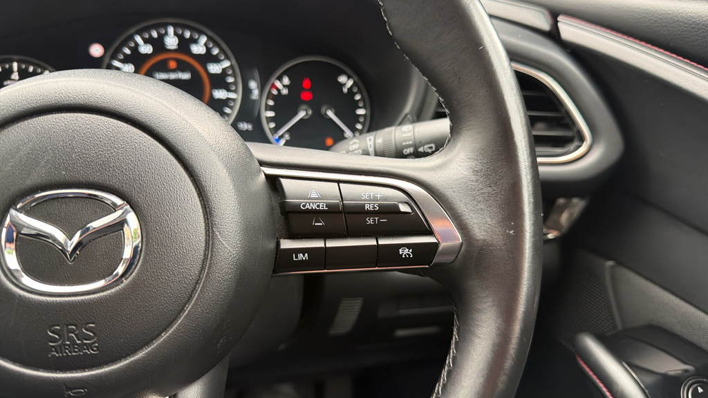 Mazda CX-30 Centre-line Black #29