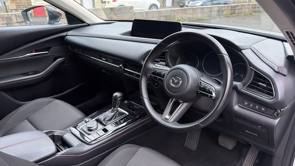 Mazda CX-30 Centre-line Black #9