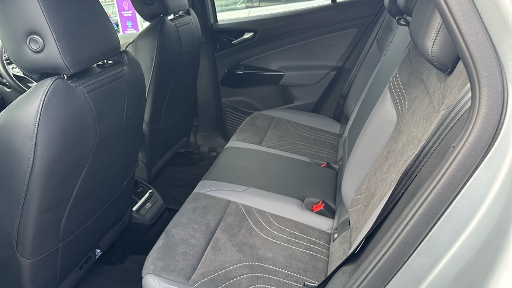 Volkswagen ID.4 Match Pro Grey #19