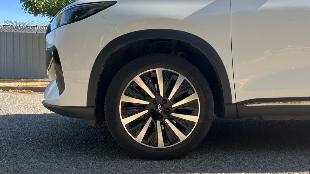 Chery Tiggo 8 Summit Black #17