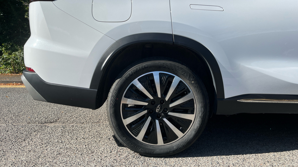 Chery Tiggo 8 Summit Black #19