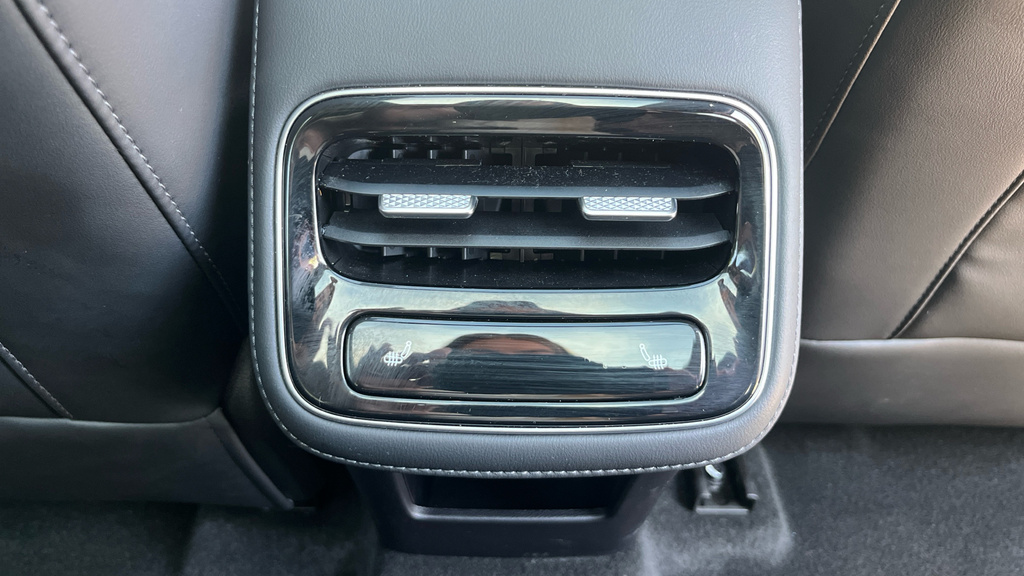 Chery Tiggo 8 Summit Black #33