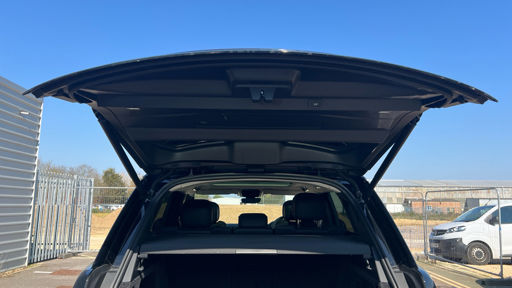 Land Rover Range Rover Automatic Black #29