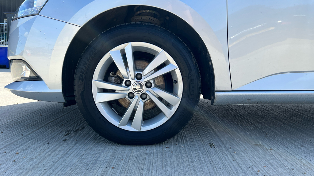 Skoda Fabia Hatchback Silver #17