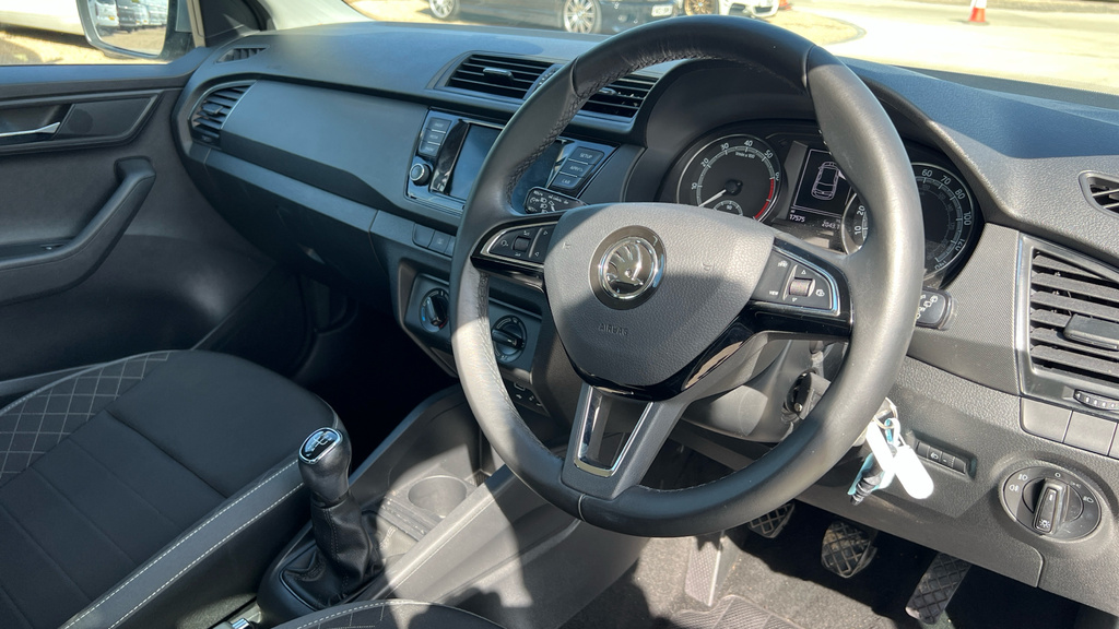 Skoda Fabia Hatchback Silver #9