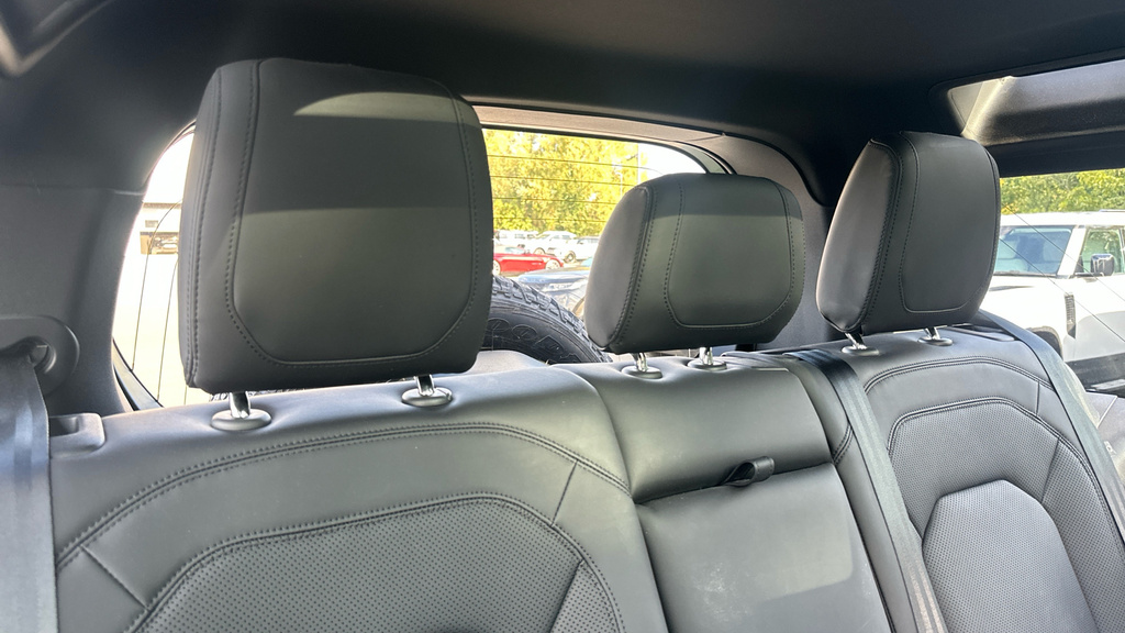 Land Rover Defender 3.0 D250 Se 110 Blue #40