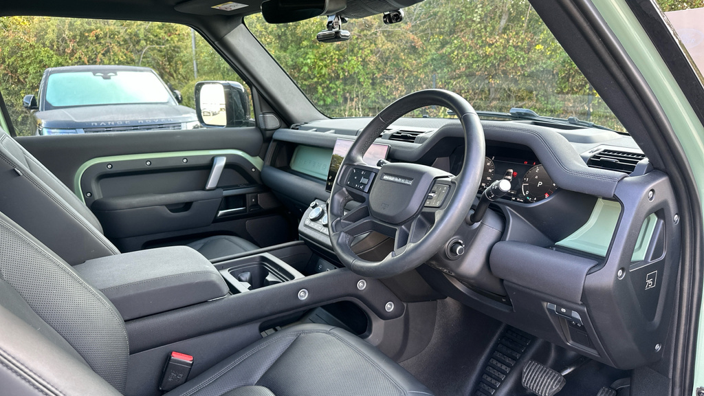 Land Rover Defender 3.0 D250 Se 110 Blue #8