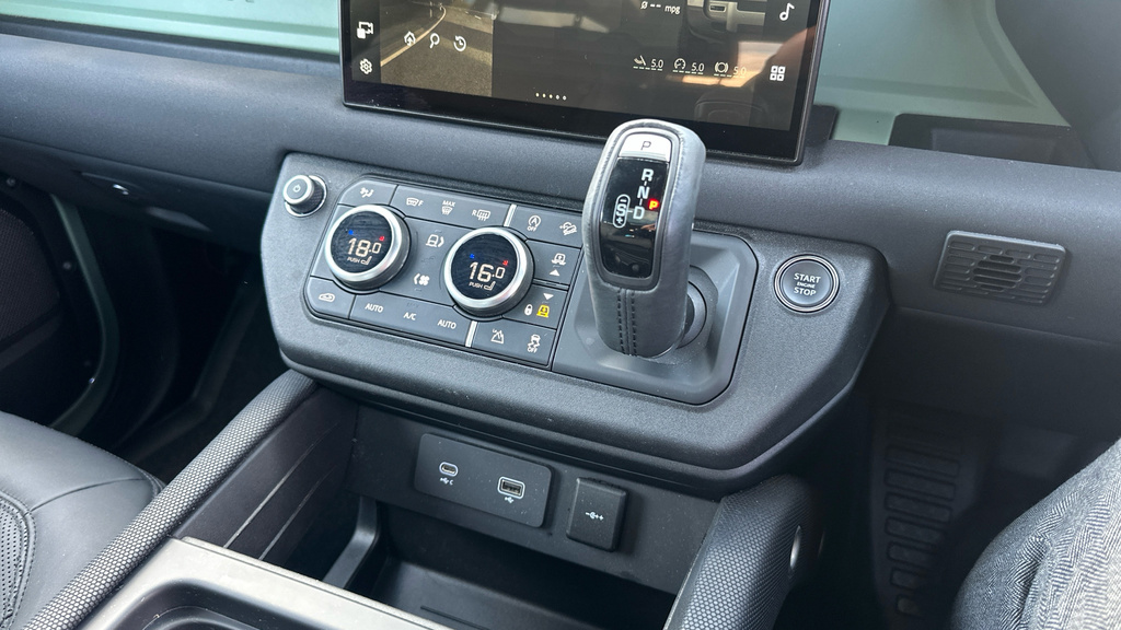Land Rover Defender 3.0 D250 Se 110 Blue #60