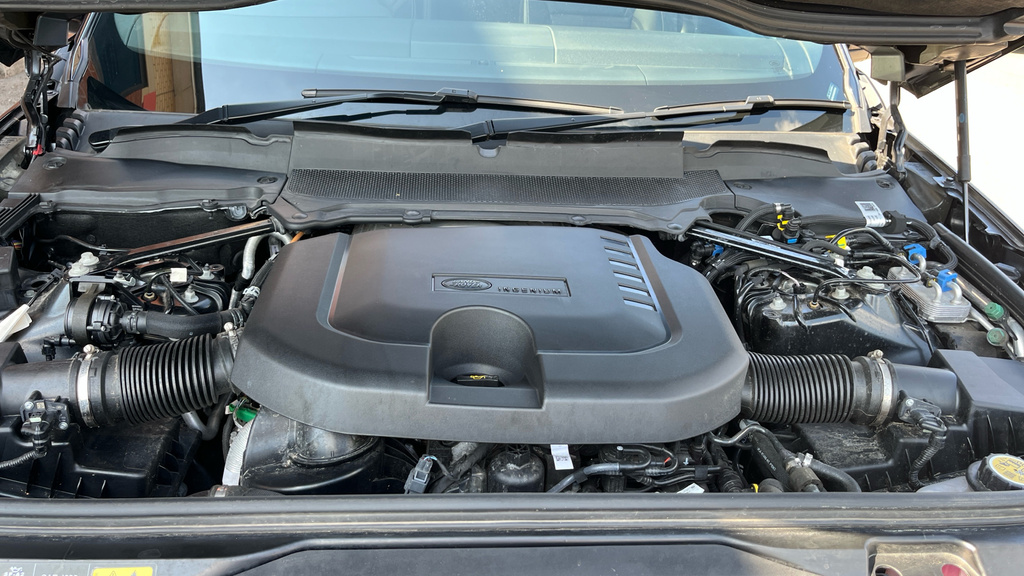 Land Rover Discovery Dynamic Se Grey #16