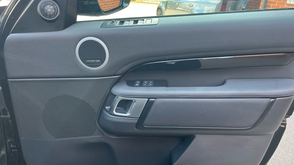Land Rover Discovery Dynamic Se Grey #31