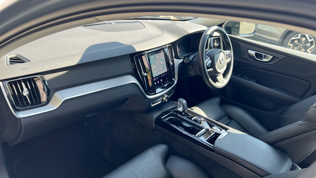 Volvo S60 Plus Black #11
