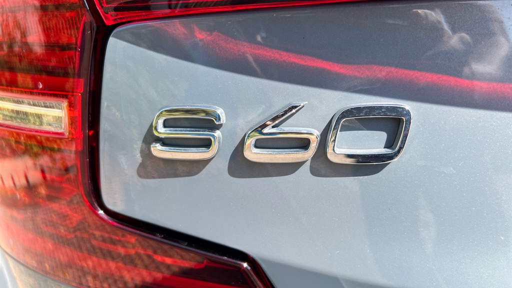 Volvo S60 Plus Black #44