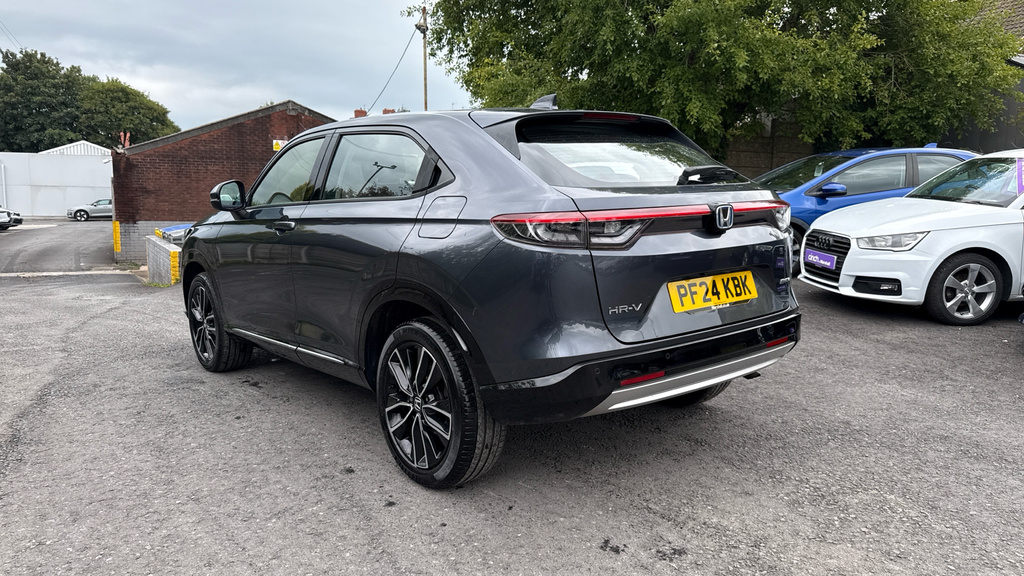 Honda Hr-V Advance Red #28