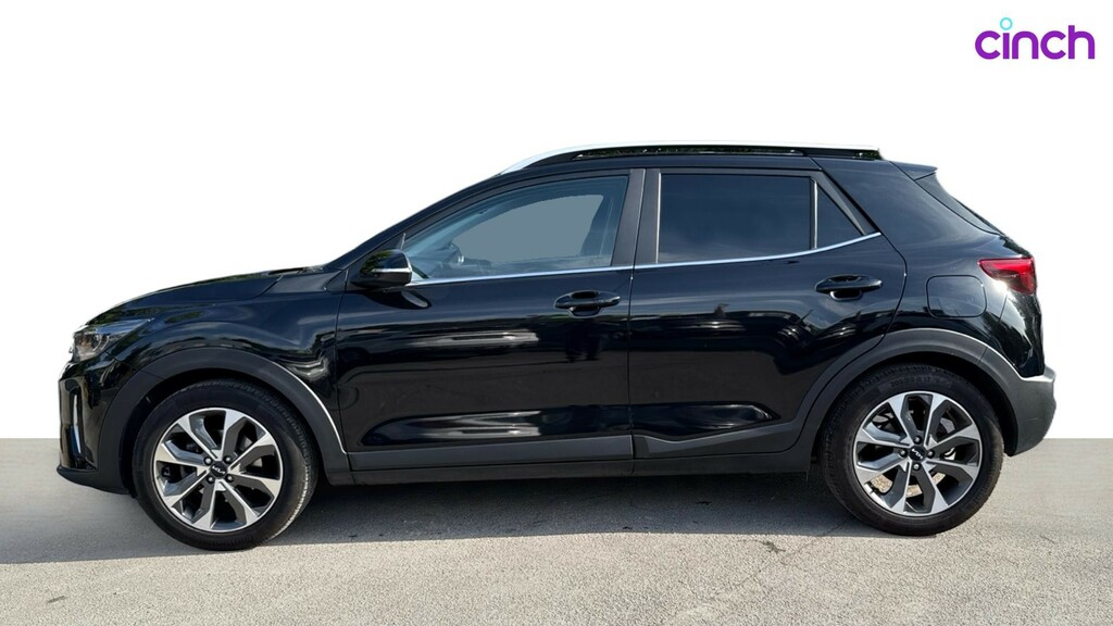 Kia Stonic 3 White #8