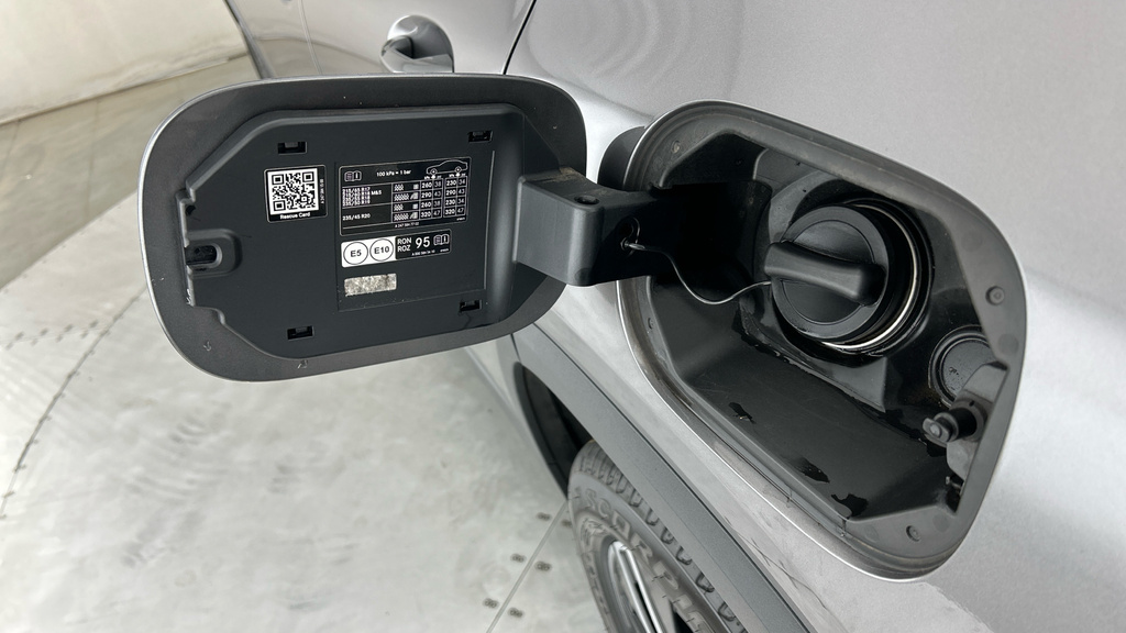 Mercedes-Benz GLA Class Hatchback Grey #27