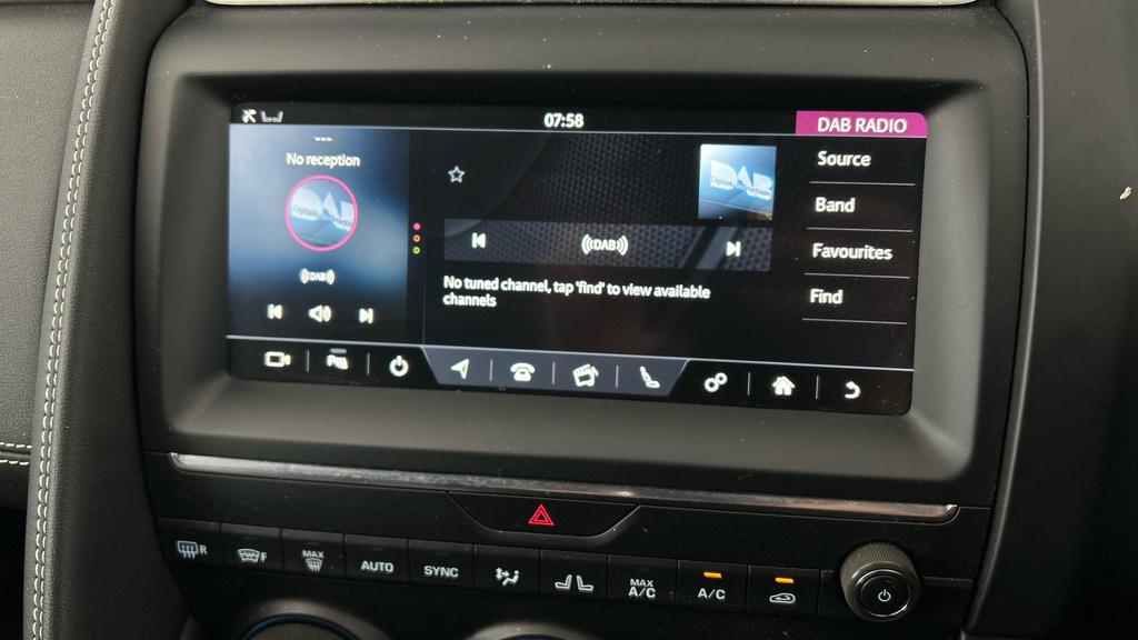 Jaguar E-Pace P200 Se Awd Firenze Red Red #16