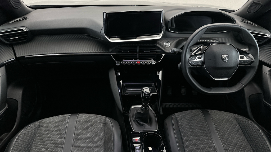 Peugeot 2008 Active White #13