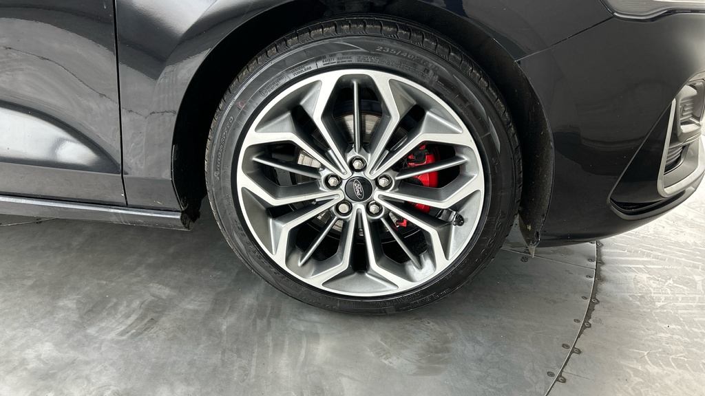 Ford Focus 2.3 Ecoboost St Red #26