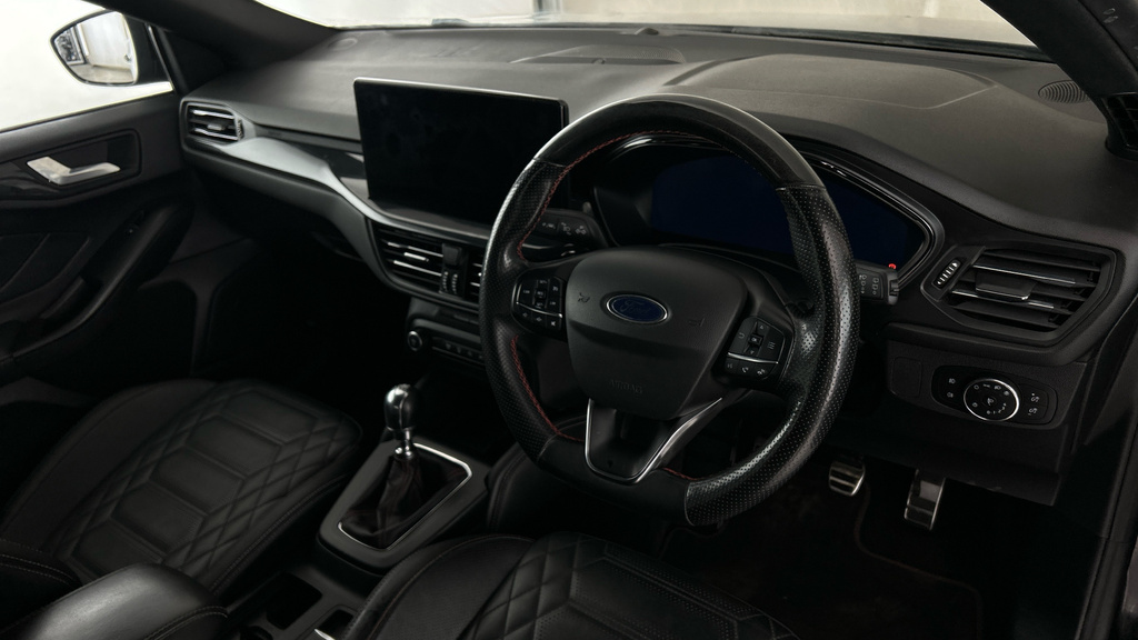 Ford Focus 2.3 Ecoboost St Red #11