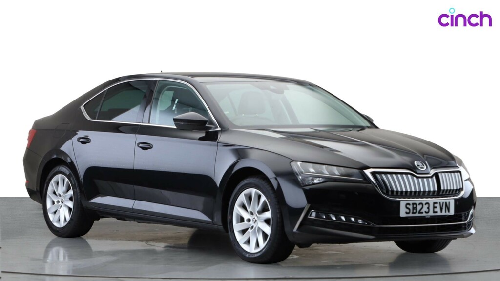 Skoda Superb Hatchback  #1
