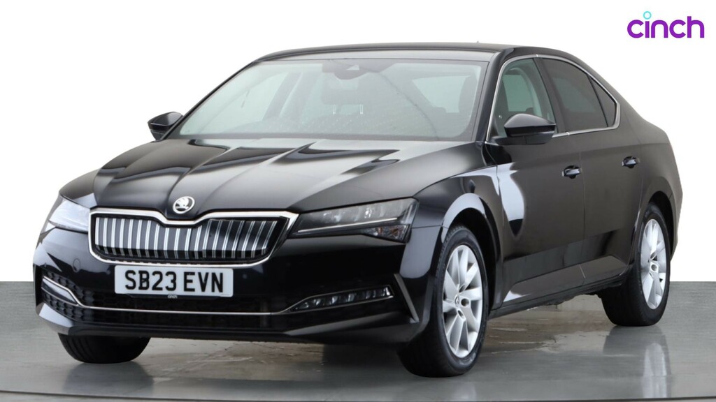 Skoda Superb Hatchback  #8