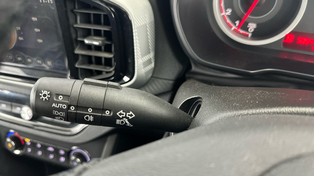 MG MG3 1.5 Vti-tech Exclusive Navigation Yellow #12