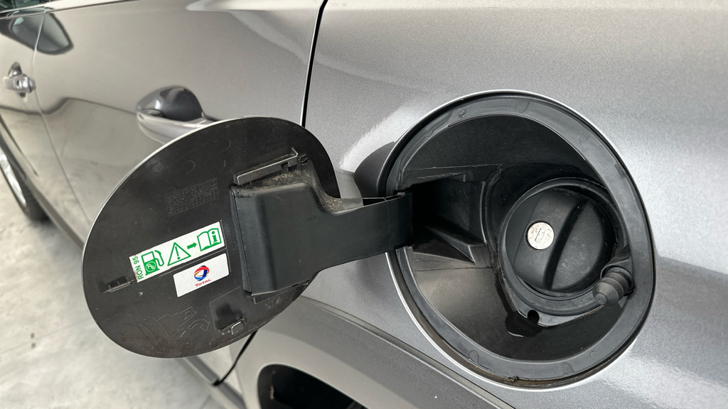 Peugeot 2008 Active Grey #26