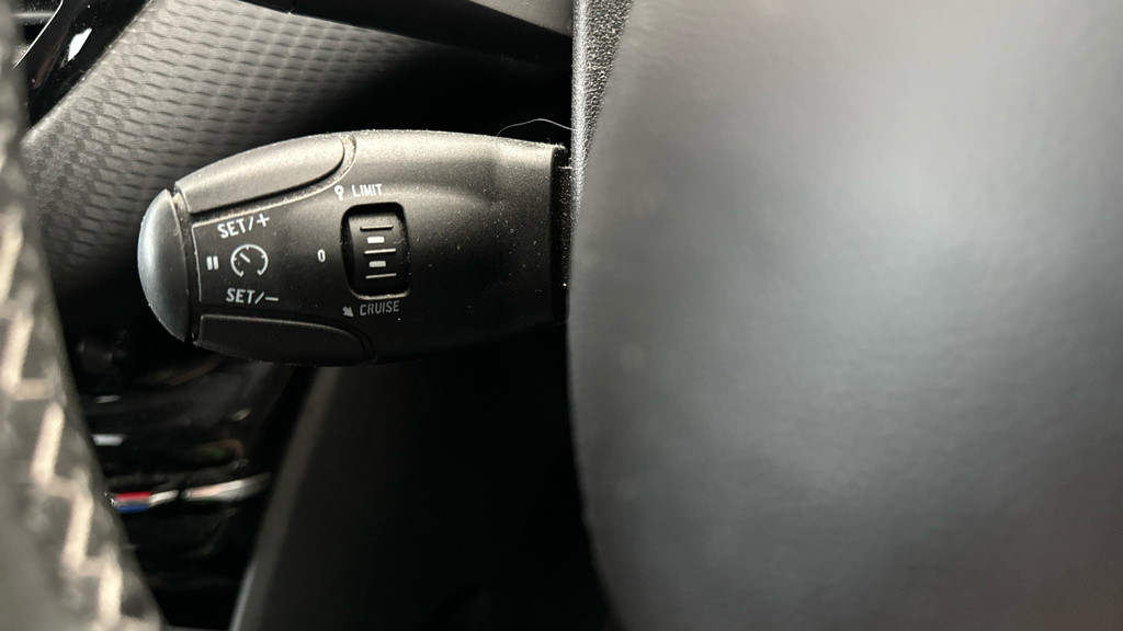 Peugeot 2008 Active Grey #16