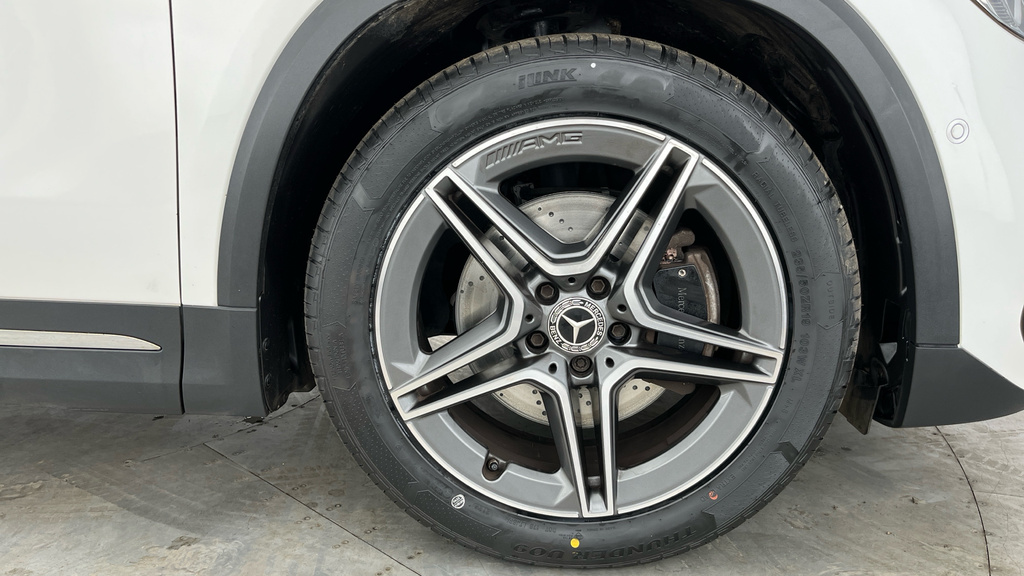 Mercedes-Benz GLA Class Amg Line White #30