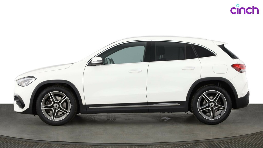 Mercedes-Benz GLA Class Amg Line White #6