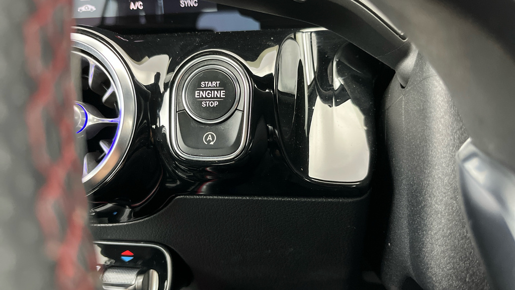 Mercedes-Benz GLA Class Amg Line White #13
