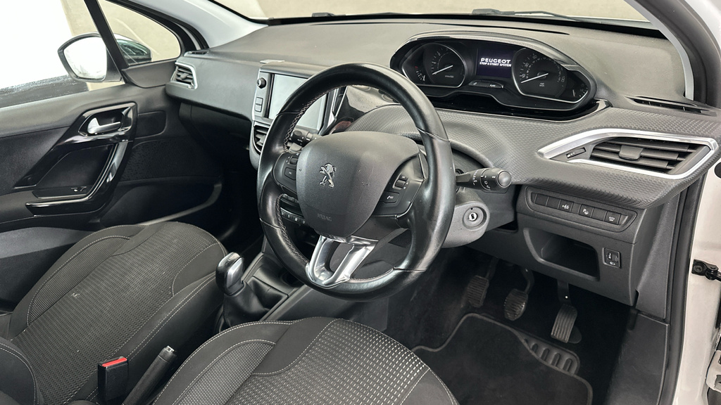 Peugeot 208 Tech Edition Grey #11