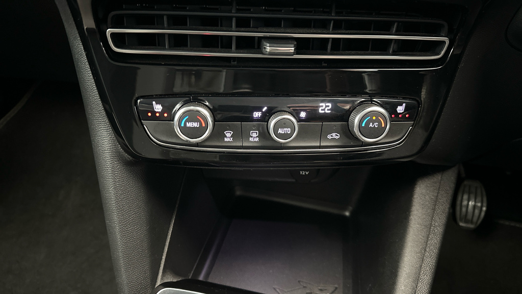 Vauxhall Mokka Ultimate Black #15