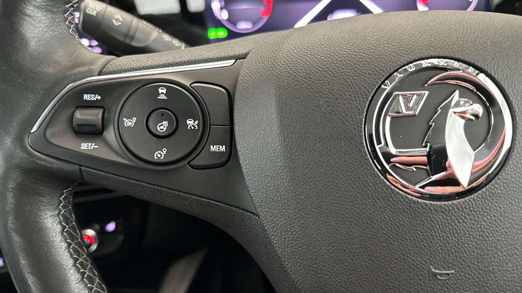 Vauxhall Mokka Ultimate Black #16