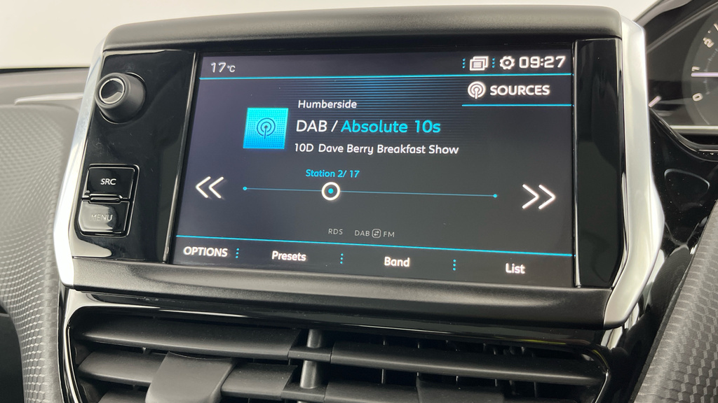 Peugeot 2008 1.2 Puretech Active Grey #14