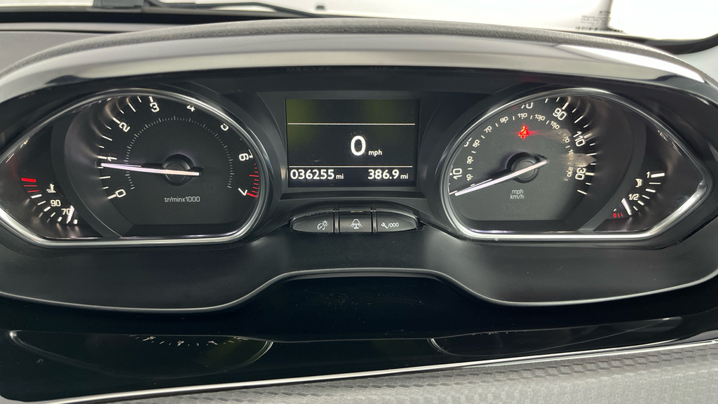 Peugeot 2008 1.2 Puretech Active Grey #22