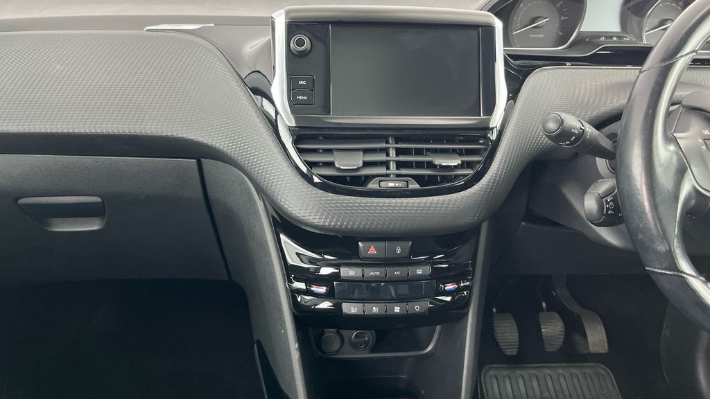 Peugeot 2008 1.2 Puretech Active Grey #21
