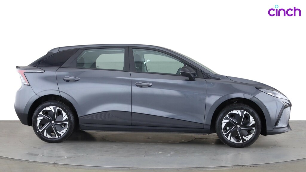 MG MG4 150Kw Se Ev Long Range 64Kwh White #2