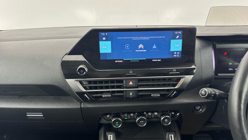 Citroen e-C4 Citron C4 Shine Plus Black #12