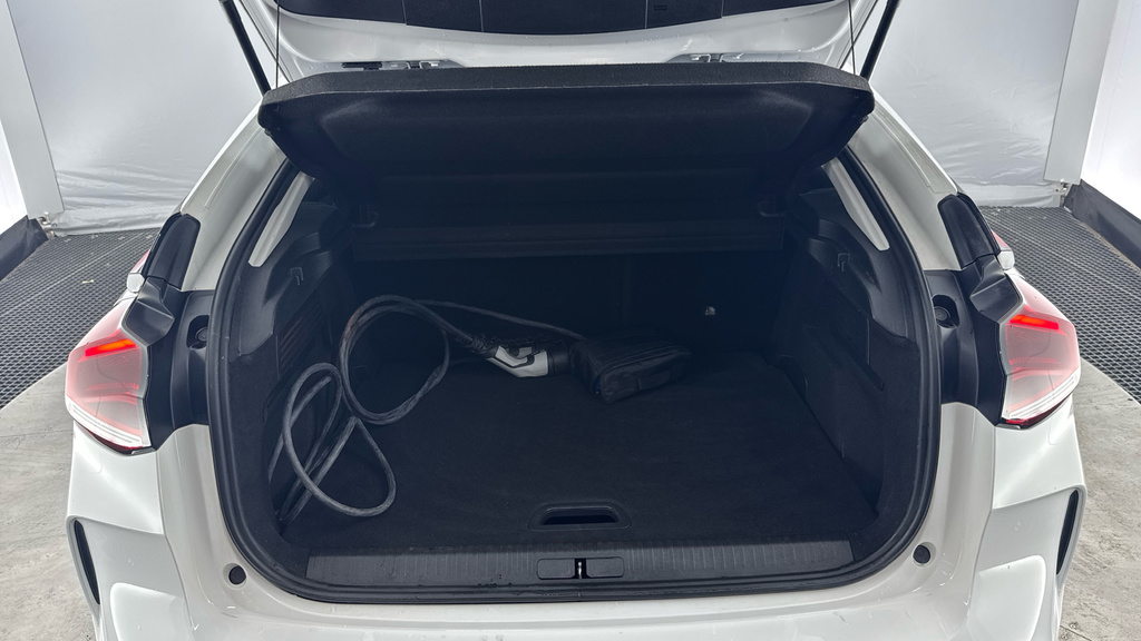 Citroen e-C4 Citron C4 Shine Plus Black #15
