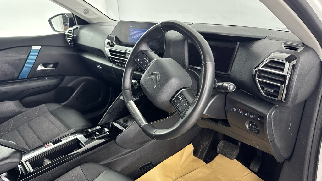 Citroen e-C4 Citron C4 Shine Plus Black #9