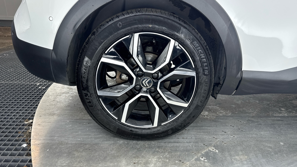 Citroen e-C4 Citron C4 Shine Plus Black #17