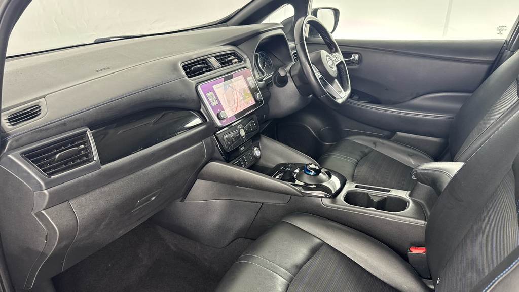 Nissan Leaf Acenta Grey #10
